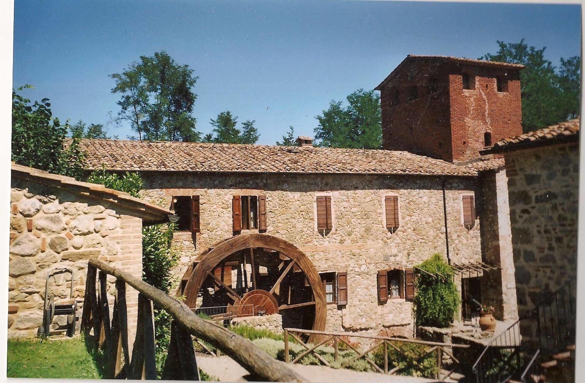 Hotel La Locanda Del Minatore La Pesta Esterno foto